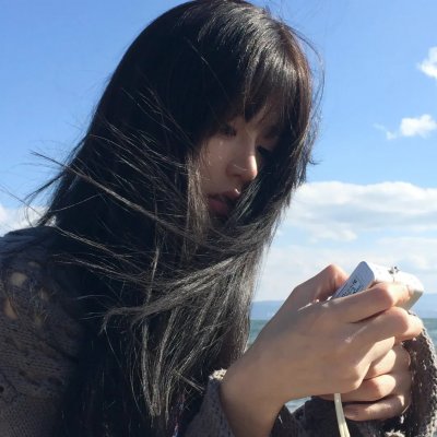 拿扫把的男人